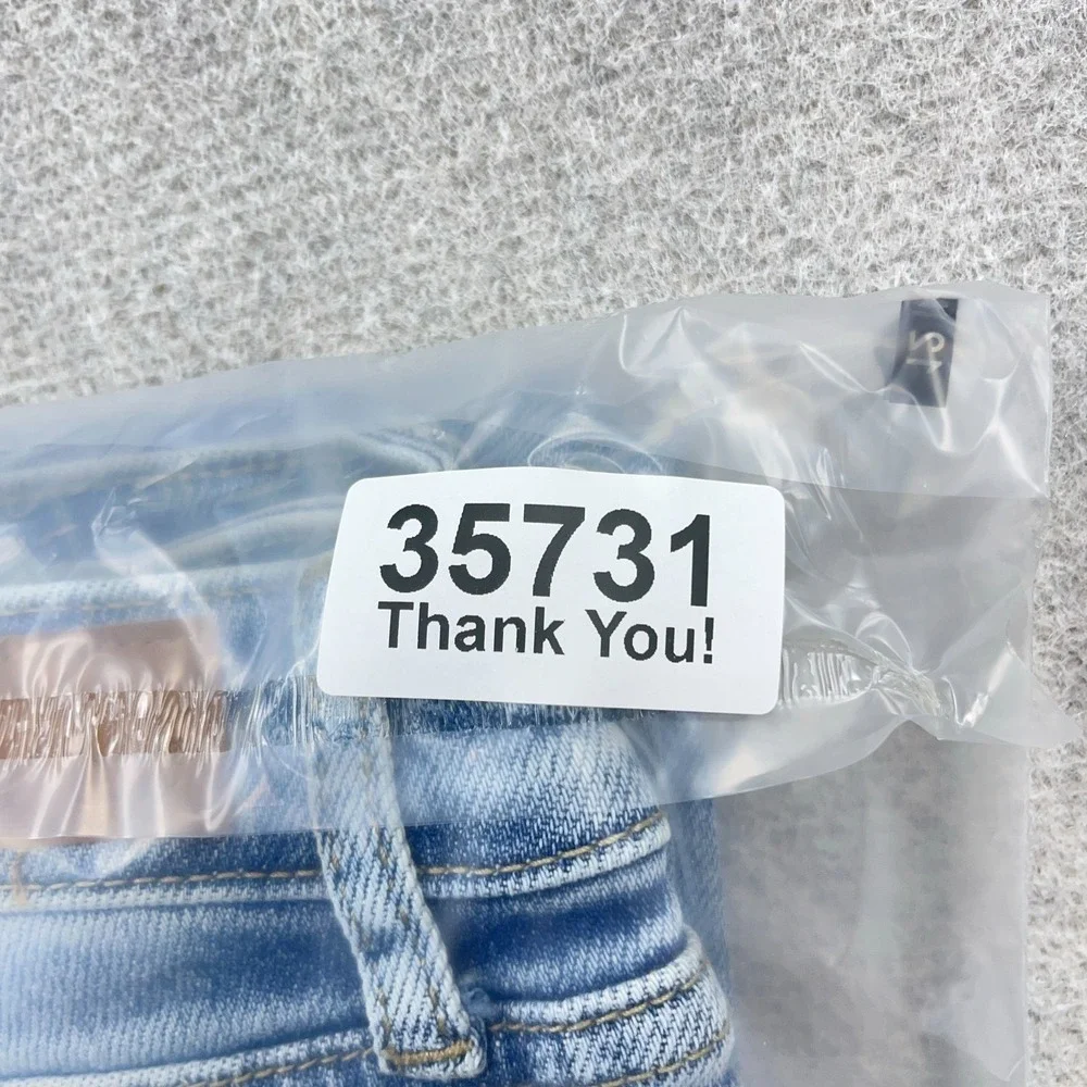 Judy Blue includes item